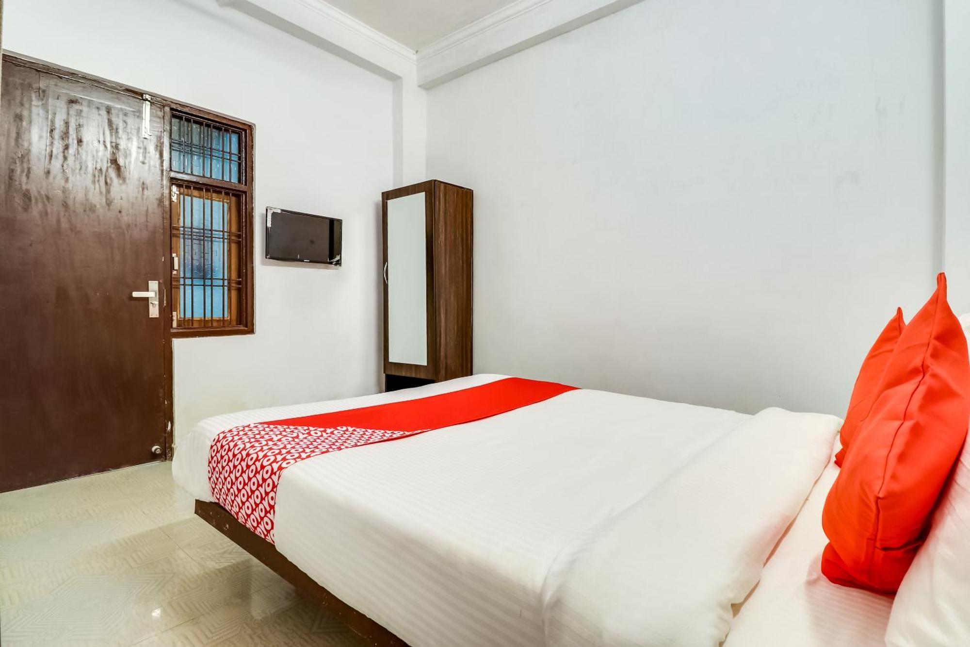 Hotel O The Velvet Chinhat Tiraha ภายนอก รูปภาพ